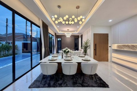 Villa in Phuket, Thailand 3 bedrooms № 167879 - photo 30