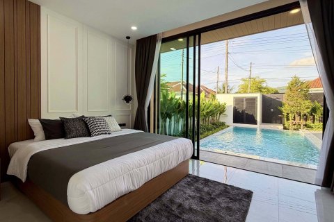 Villa in Phuket, Thailand 3 bedrooms № 167879 - photo 14