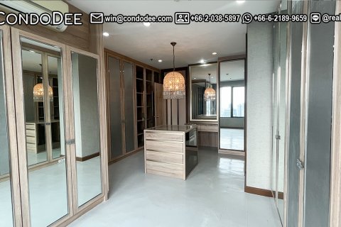 Кондоминиум с 3 спальнями в Ратчатхеви, Бангкок, Таиланд № 200874 - фото 14