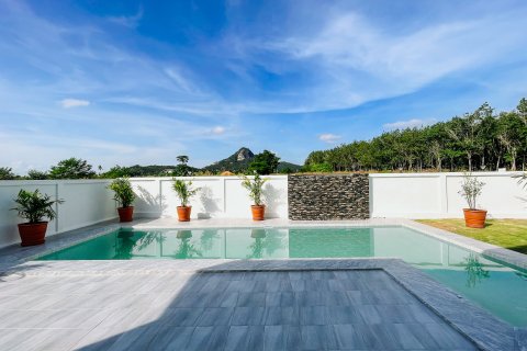 Villa à Hua Hin, Thaïlande 4 chambres № 151826 - photo 3