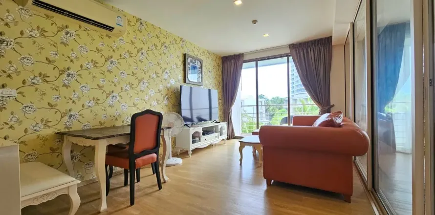 Studio in the Condo in Cha-am, Thailand  № 151824