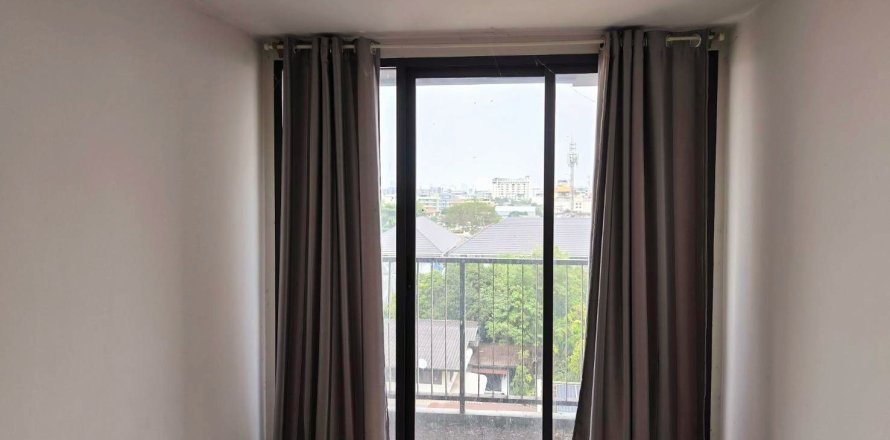 Студия в кондо в Клонг Тоэй, Бангкок, Таиланд № 151825