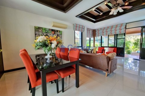Haus in Pattaya, Thailand 3 Schlafzimmer № 196763 - Foto 29