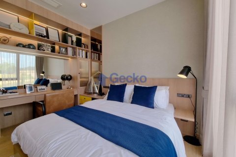 House in Pattaya, Thailand 4 bedrooms № 196759 - photo 18
