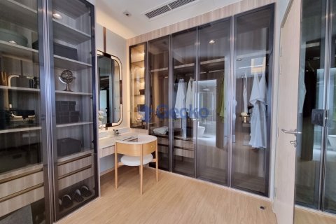 House in Pattaya, Thailand 4 bedrooms № 196759 - photo 14