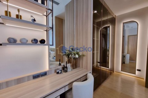 House in Pattaya, Thailand 4 bedrooms № 196759 - photo 8