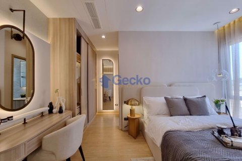 House in Pattaya, Thailand 4 bedrooms № 196759 - photo 25