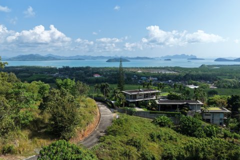 Земельный участок в Паклоке, Таиланд 1742м2  № 159231