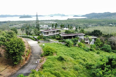 Земельный участок в Паклоке, Таиланд 1742м2 № 159231 - фото 3