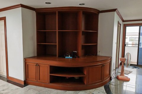 Condo à Phaya Thai, Bangkok, Thaïlande, 2 chambres  № 135390 - photo 5