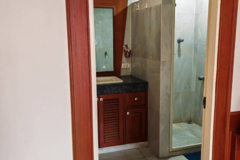 Condo à Phaya Thai, Bangkok, Thaïlande, 2 chambres  № 135390 - photo 17