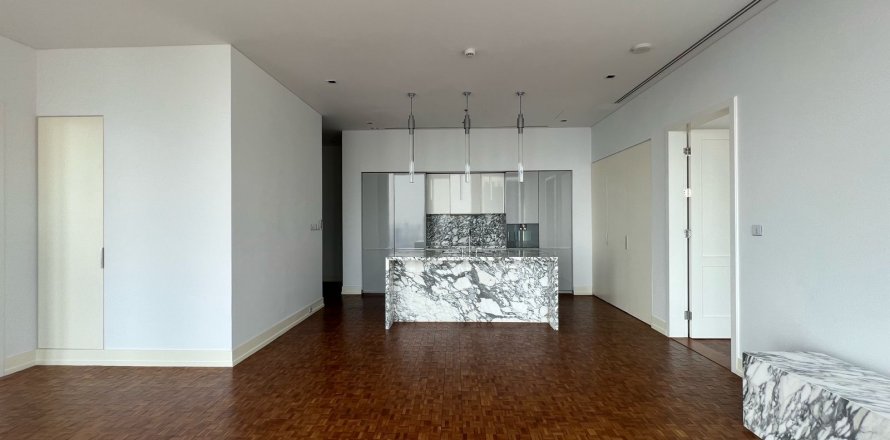 Кондоминиум с 2 спальнями в Банг Раке, Бангкок, Таиланд № 135395