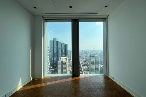 Кондоминиум с 2 спальнями в Банг Раке, Бангкок, Таиланд № 135395 - фото 4