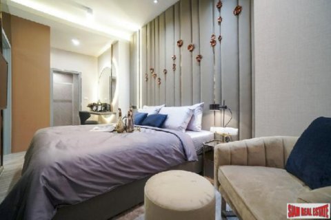Apartment in Bangkok, Thailand 3 bedrooms № 193735 - photo 4