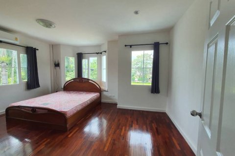 House in Chalong, Thailand 5 bedrooms № 153939 - photo 6