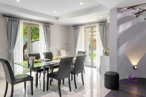 Дом в Чиангмае, Таиланд с 4 спальнями  № 153936 - фото 9