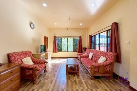 House in San Sai, Thailand 3 bedrooms № 153935 - photo 5