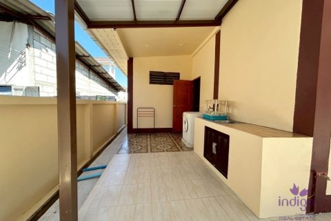 House in San Sai, Thailand 3 bedrooms № 153935 - photo 20