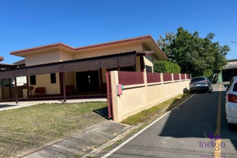 House in San Sai, Thailand 3 bedrooms № 153935 - photo 25