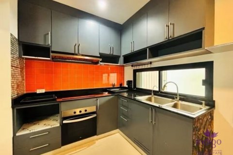Casa de 4 dormitorios en San Kamphaeng, Tailandia № 202156 - foto 7