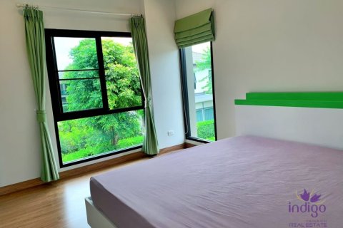 Casa de 4 dormitorios en San Kamphaeng, Tailandia № 202156 - foto 13