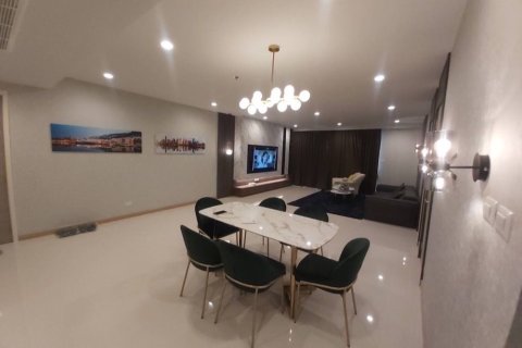 Condo à Yan Nawa, Bangkok, Thaïlande, 2 chambres  № 148736 - photo 3