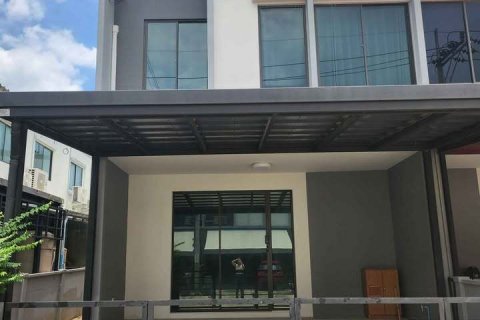 Таунхаус в Сапхансунге, Бангкок, Таиланд с 3 спальнями  № 148737 - фото 1