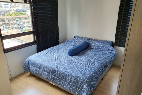 Studio in the Condo in Sathon, Bangkok, Thailand  № 148741 - photo 4