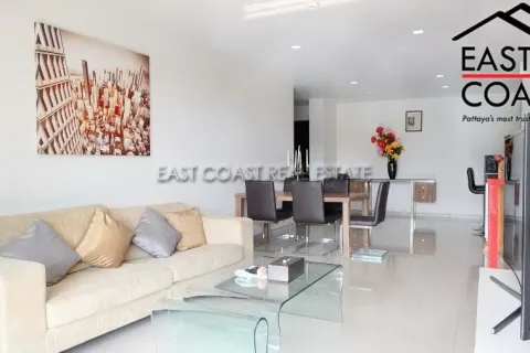 Condominio de 2 dormitorios en Pattaya, Tailandia № 212415 - foto 2