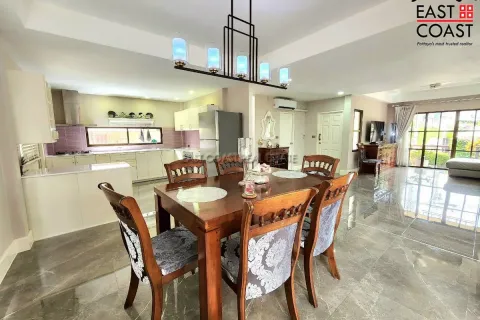 Casa de 3 dormitorios en Pattaya, Tailandia № 212413 - foto 16
