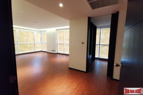 Appartement à Bangkok, Thaïlande 4 chambres № 194025 - photo 7