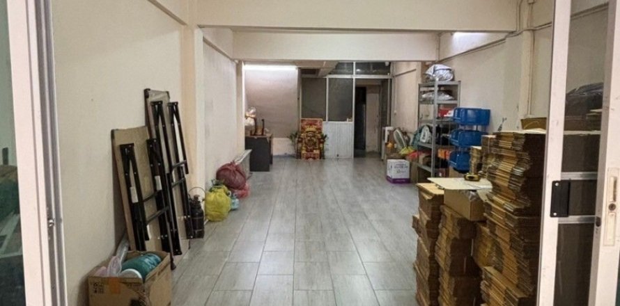 Коммерческая недвижимость в Пхра Прадаенге, Таиланд  № 151786