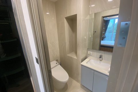 Студия в кондо в Ваттхане, Бангкок, Таиланд № 151783 - фото 6