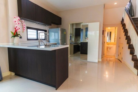 Дом в Сан-Сая, Таиланд с 3 спальнями  № 151781 - фото 4