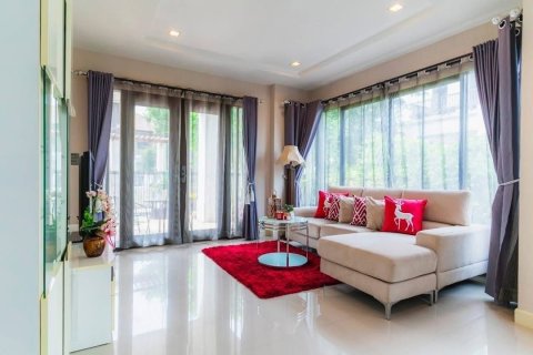 Дом в Сан-Сая, Таиланд с 3 спальнями  № 151781 - фото 2