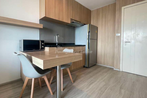 Condo in Bang Lamung, Thailand, 2 bedrooms № 32487 - photo 2