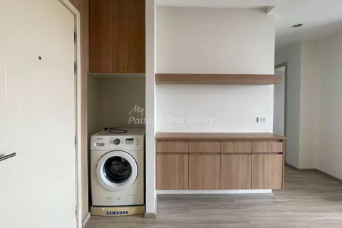 Condo in Bang Lamung, Thailand, 2 bedrooms № 32487 - photo 3