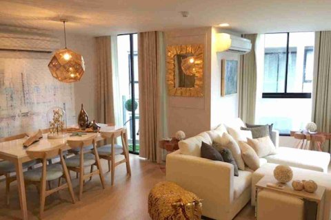 Condo in Bangkok, Thailand, 3 bedrooms № 183321 - photo 4