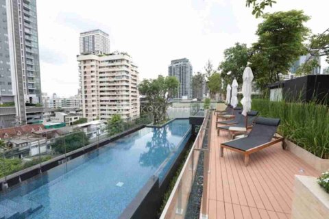 Condo in Bangkok, Thailand, 1 bedroom № 183320 - photo 2