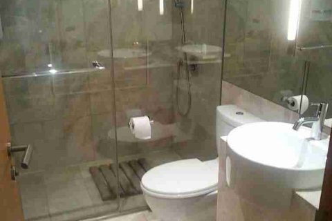 Condo in Thonburi, Bangkok, Thailand, 2 bedrooms № 183325 - photo 17