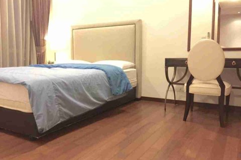 Condo in Bangkok, Thailand, 2 bedrooms № 183326 - photo 5