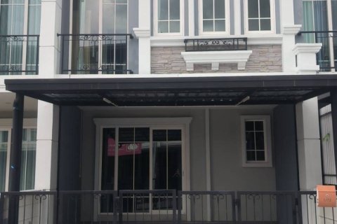 Таунхаус в Чиангмае, Таиланд с 4 спальнями  № 152158 - фото 1