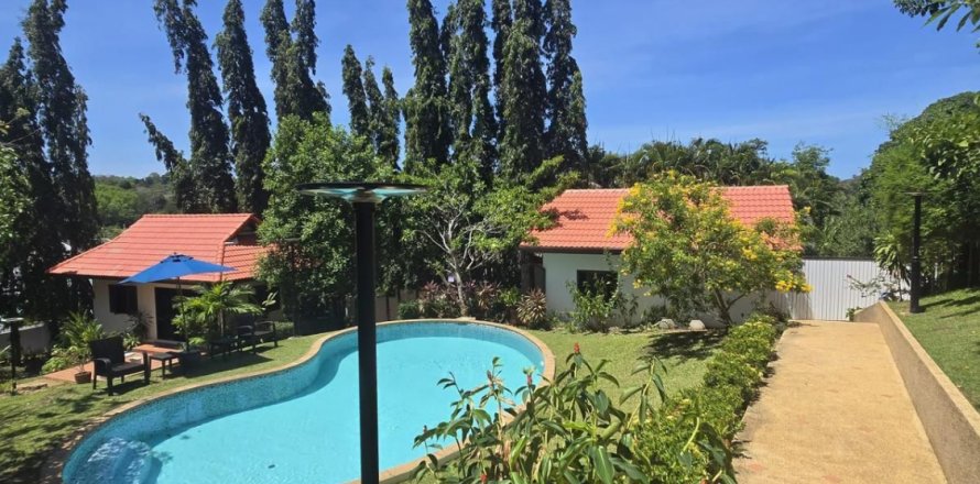 Дом в Пхукете, Таиланд с 17 спальнями  № 138896