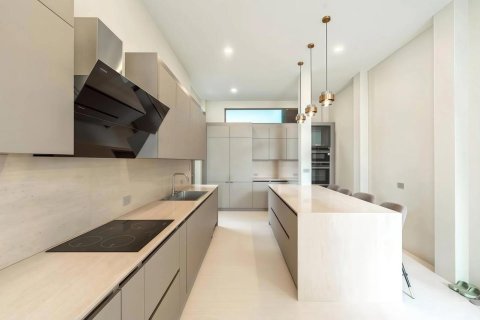 Пентхаус в Пхукете, Таиланд с 4 комнатами  № 149658 - фото 3