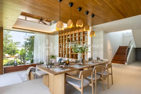 House in Phuket, Thailand 5 bedrooms № 209585 - photo 5