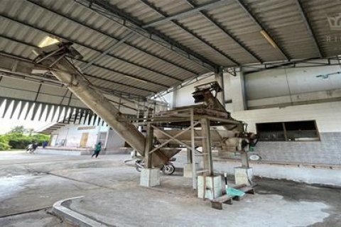 Warehouse in Samut Sakhon, Thailand № 160456