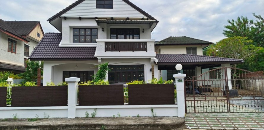 Дом в Сан-Сая, Таиланд с 3 спальнями  № 160458