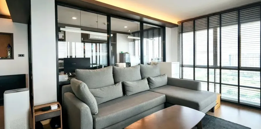 Studio dans le Condo à Yan Nawa, Bangkok, Thaïlande № 163424