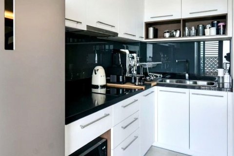 Studio dans le Condo à Yan Nawa, Bangkok, Thaïlande № 163424 - photo 5