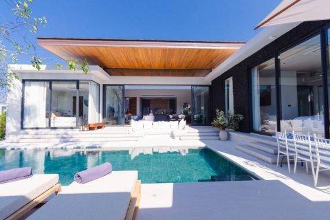 Вилла в Хуа Хине, Таиланд с 4 спальнями  № 161104